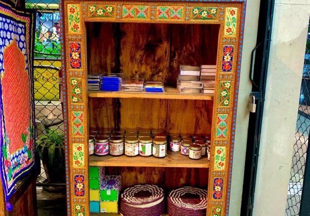 World of colours and traditions at Khaadi